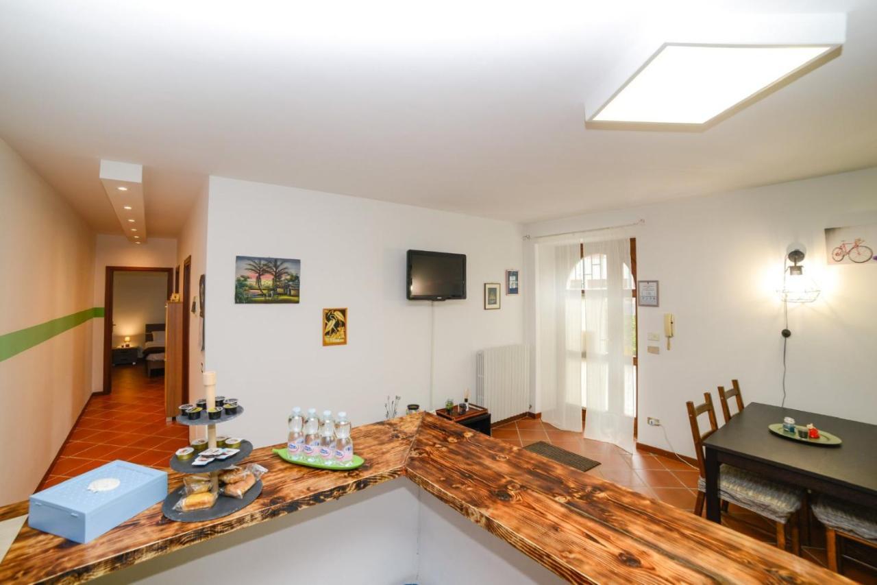 Loft Free Parking Agli Ulivi Moderno E Spazioso Peschiera del Garda Exteriör bild