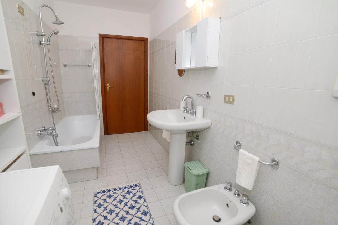 Loft Free Parking Agli Ulivi Moderno E Spazioso Peschiera del Garda Exteriör bild